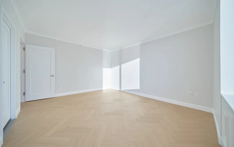 32F - 2 bedroom floorplan layout with 2 bathrooms and 1207 square feet (Floor 16)