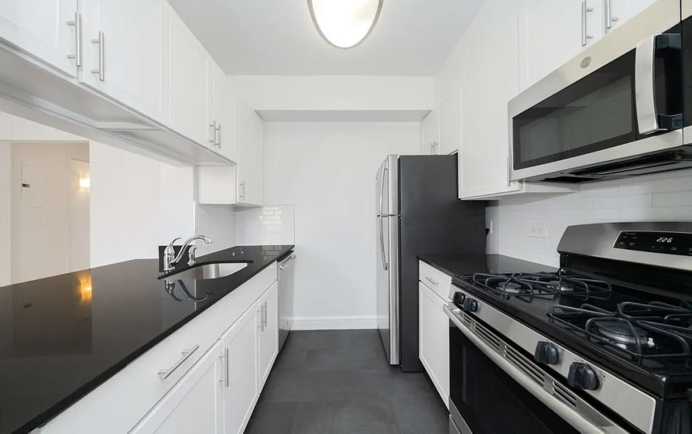 1527 - 2 bedroom floorplan layout with 2 bathrooms and 1140 square feet (Floor 5)