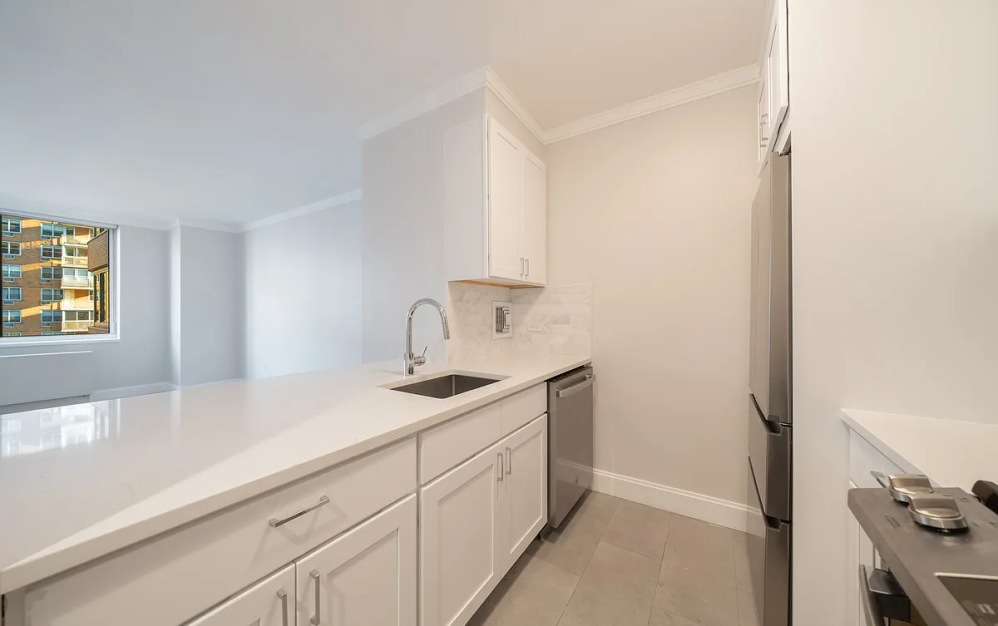 1021 - Studio floorplan layout with 1 bathroom and 515 square feet (Floor 6)