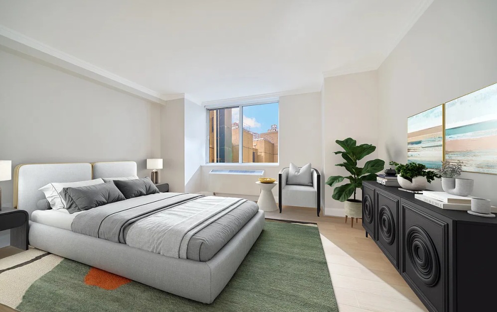 8E - 1 bedroom floorplan layout with 1 bathroom and 727 square feet (Floor 4)