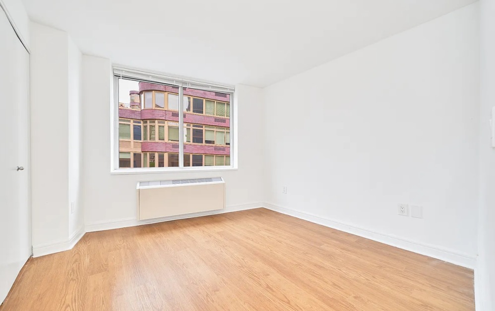 601 - 1 bedroom floorplan layout with 1 bathroom and 525 square feet (Floor 9)