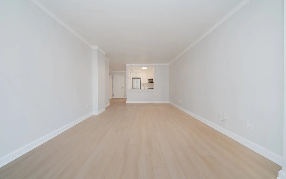 727 - 1 bedroom floorplan layout with 1 bathroom and  (Floor 5)