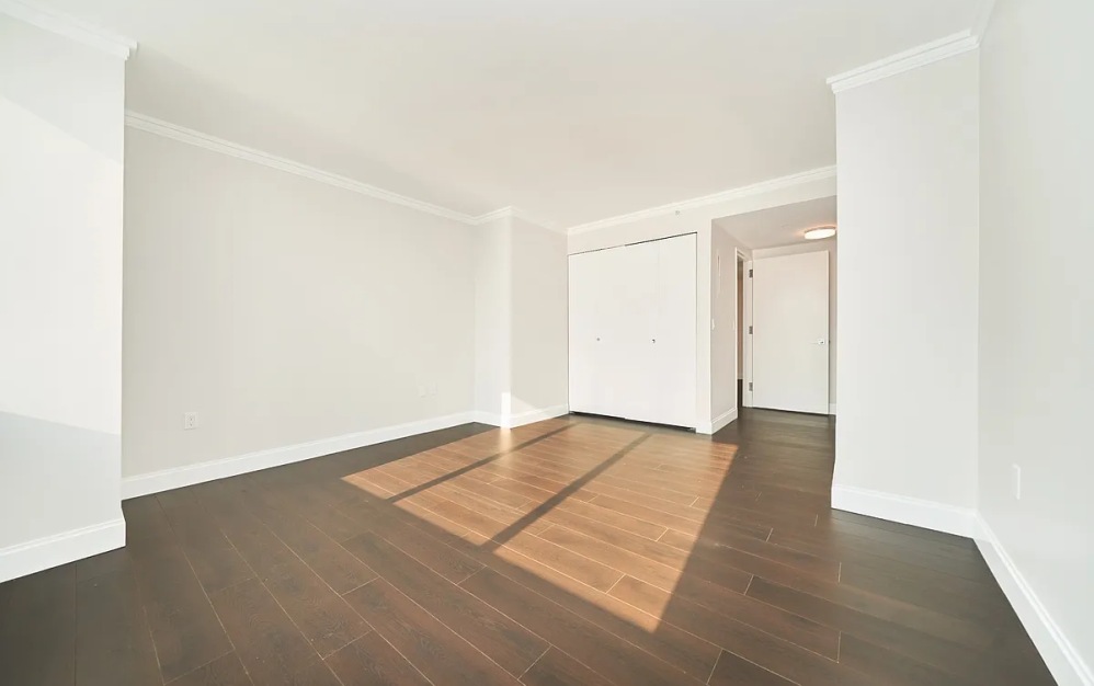 16B - 1 bedroom floorplan layout with 1 bathroom and 1347 square feet (Floor 14)