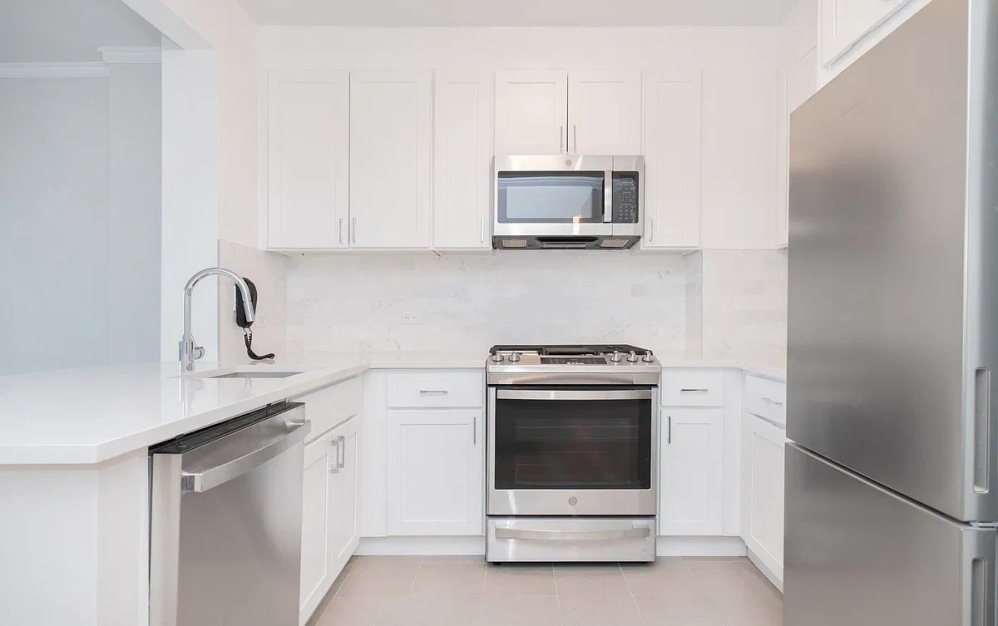 1423 - Studio floorplan layout with 1 bathroom and 491 square feet (Floor 6)