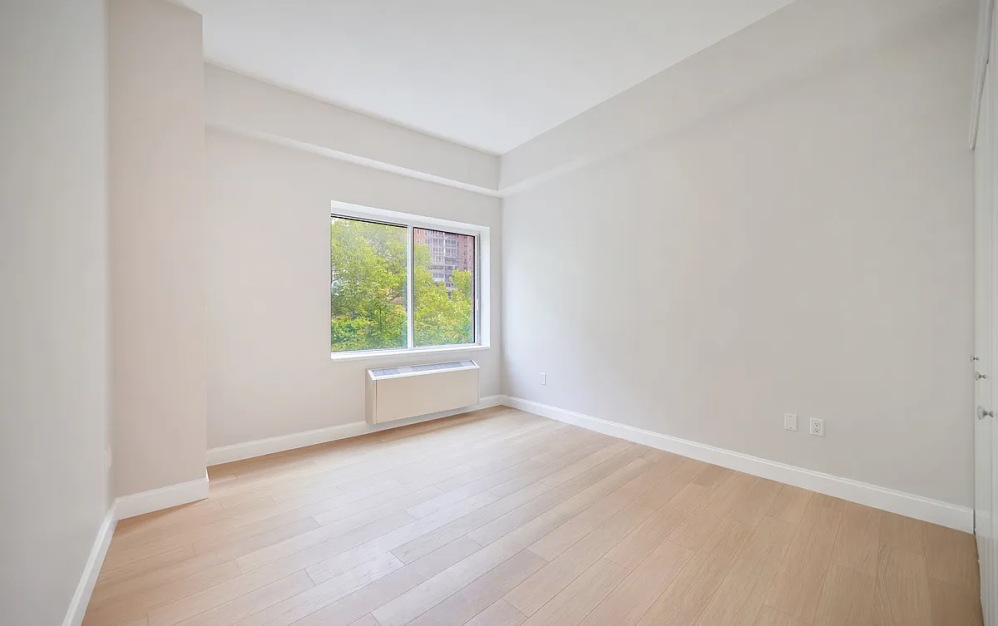 403 - 1 bedroom floorplan layout with 1 bathroom and 884 square feet (Floor 12)