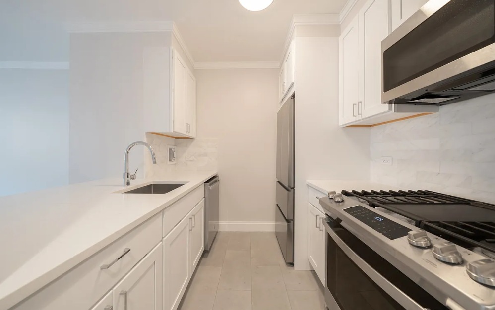 1021 - Studio floorplan layout with 1 bathroom and 515 square feet (Floor 7)