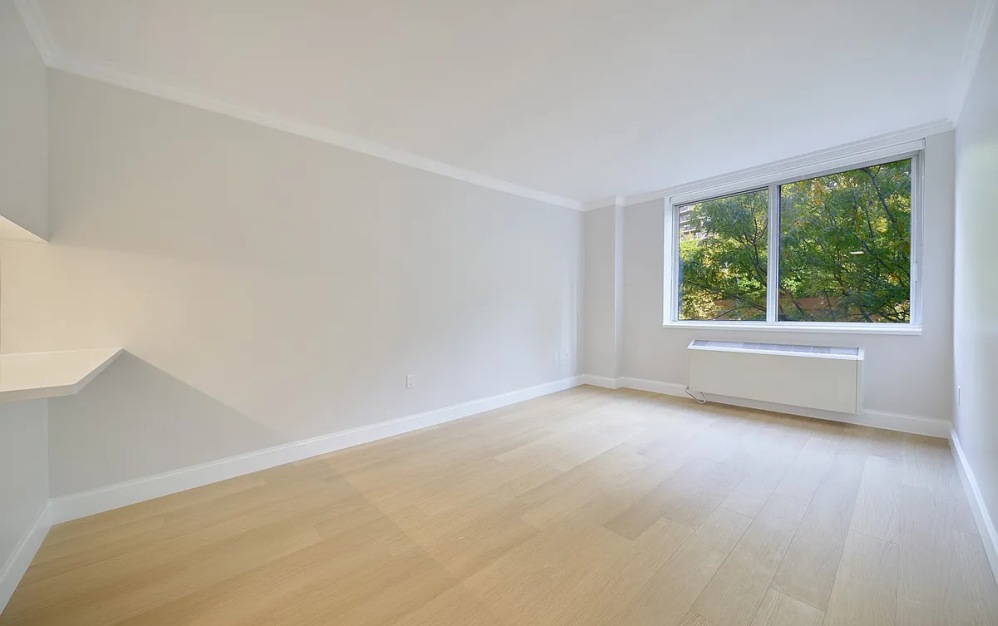 304 - 1 bedroom floorplan layout with 1 bathroom and 567 square feet (Floor 2)