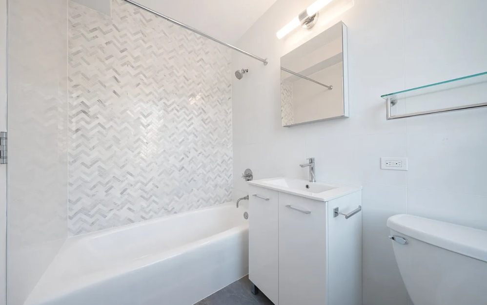 2601 - 2 bedroom floorplan layout with 2 bathrooms and 1266 square feet (Floor 13)