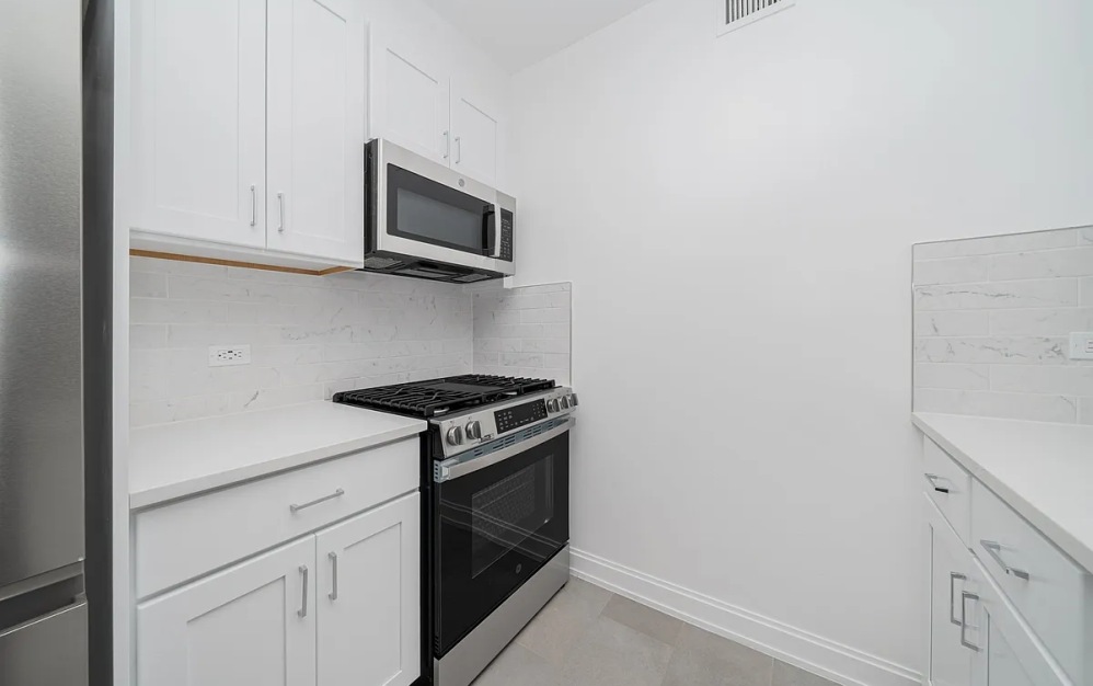 727 - 1 bedroom floorplan layout with 1 bathroom and  (Floor 8)