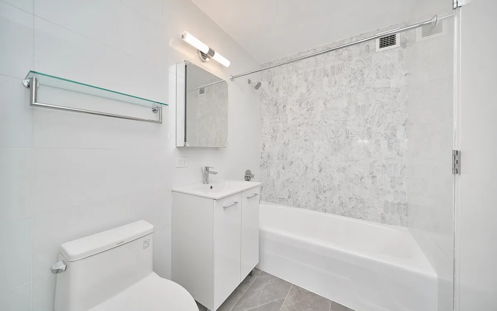 22B - 1 bedroom floorplan layout with 1 bathroom and 884 square feet (Floor 15)