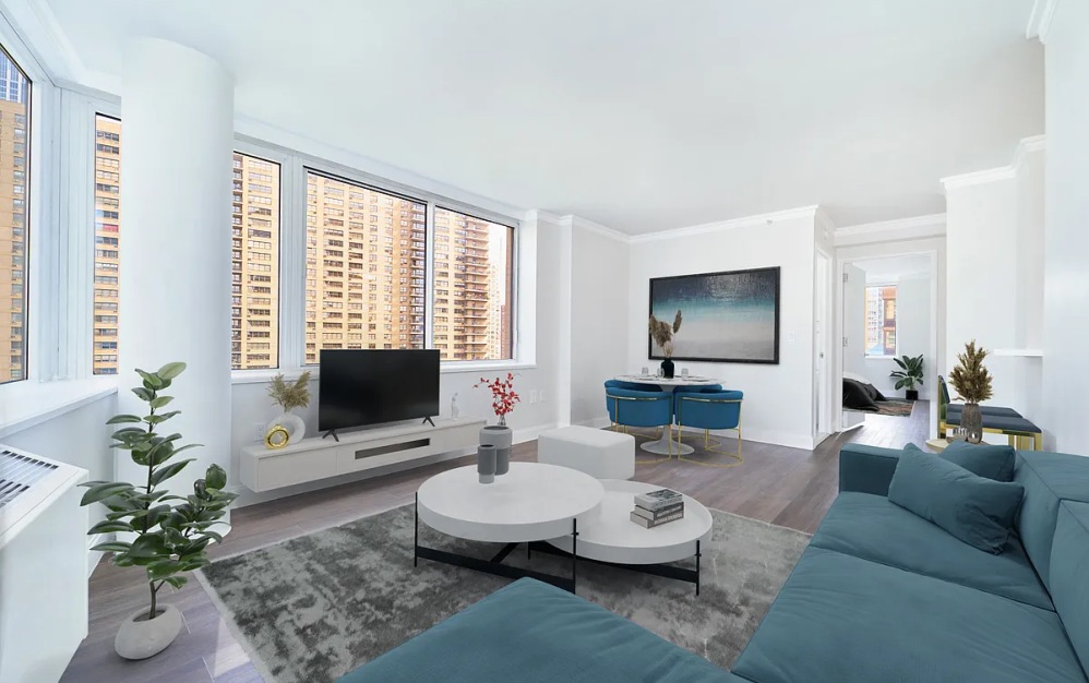 11E - 1 bedroom floorplan layout with 1 bathroom and 761 square feet (Floor 2)