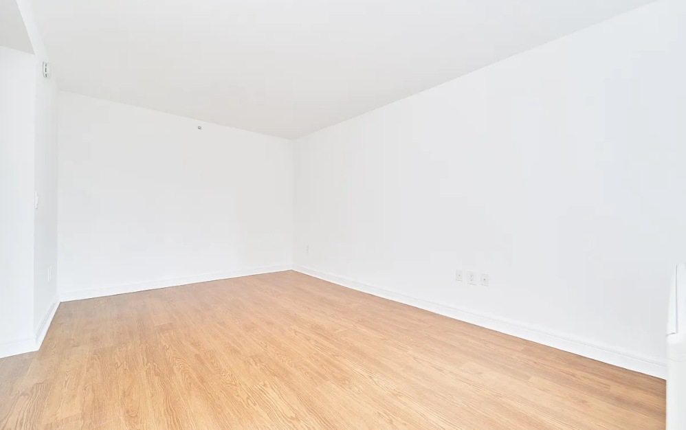 6F - Studio floorplan layout with 1 bathroom and 421 square feet (Floor 3)