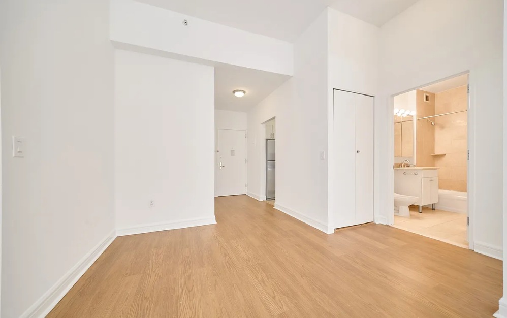 5N - 1 bedroom floorplan layout with 1 bathroom and 616 square feet (Floor 4)