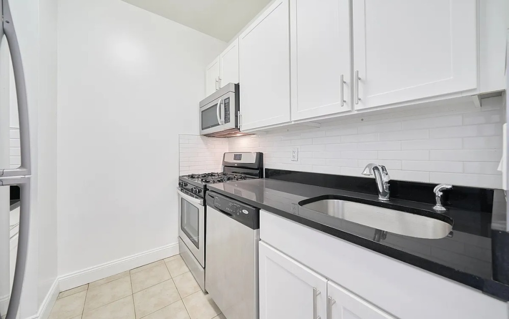 5N - 1 bedroom floorplan layout with 1 bathroom and 616 square feet (Floor 5)