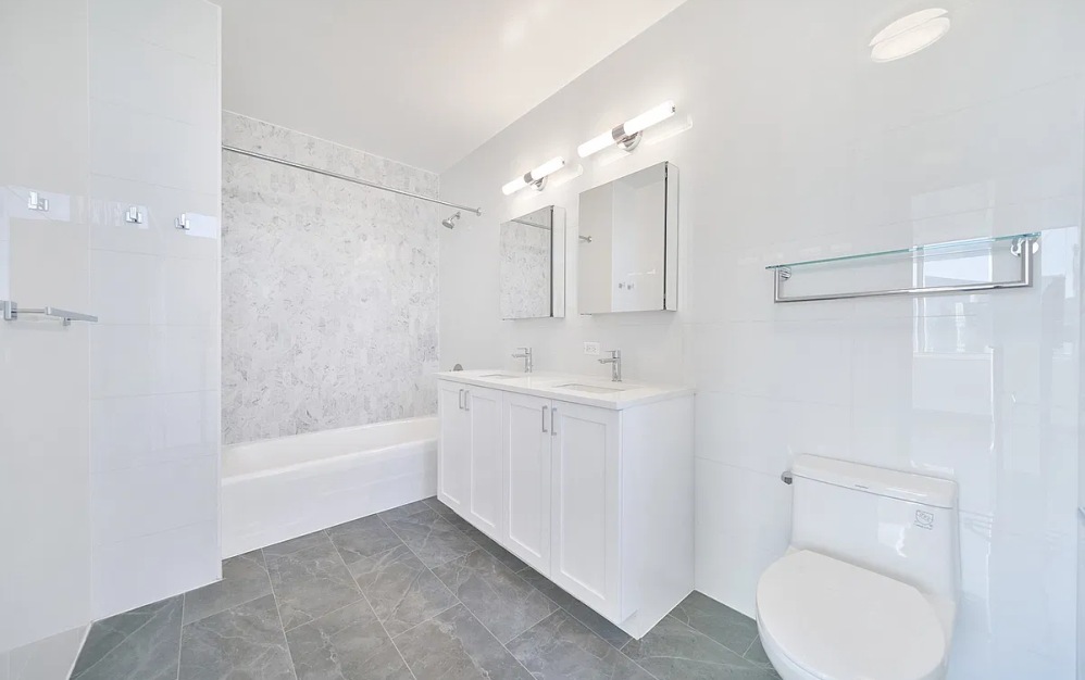 PH2B - 2 bedroom floorplan layout with 2.5 bathrooms and 1589 square feet (Floor 8)