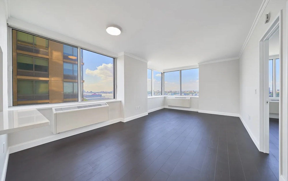 23C - 1 bedroom floorplan layout with 1 bathroom and 814 square feet (Floor 2)