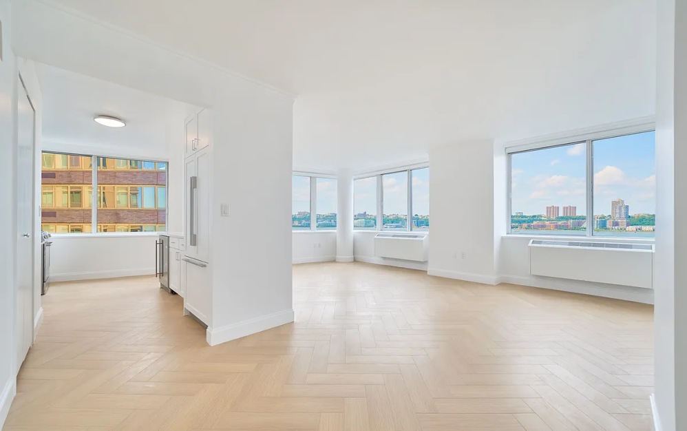 14S - 2 bedroom floorplan layout with 2 bathrooms and 1447 square feet (Floor 1)