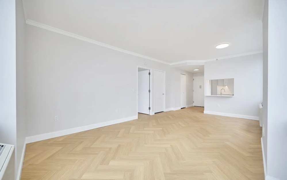 28C - 1 bedroom floorplan layout with 1 bathroom and 814 square feet (Floor 5)