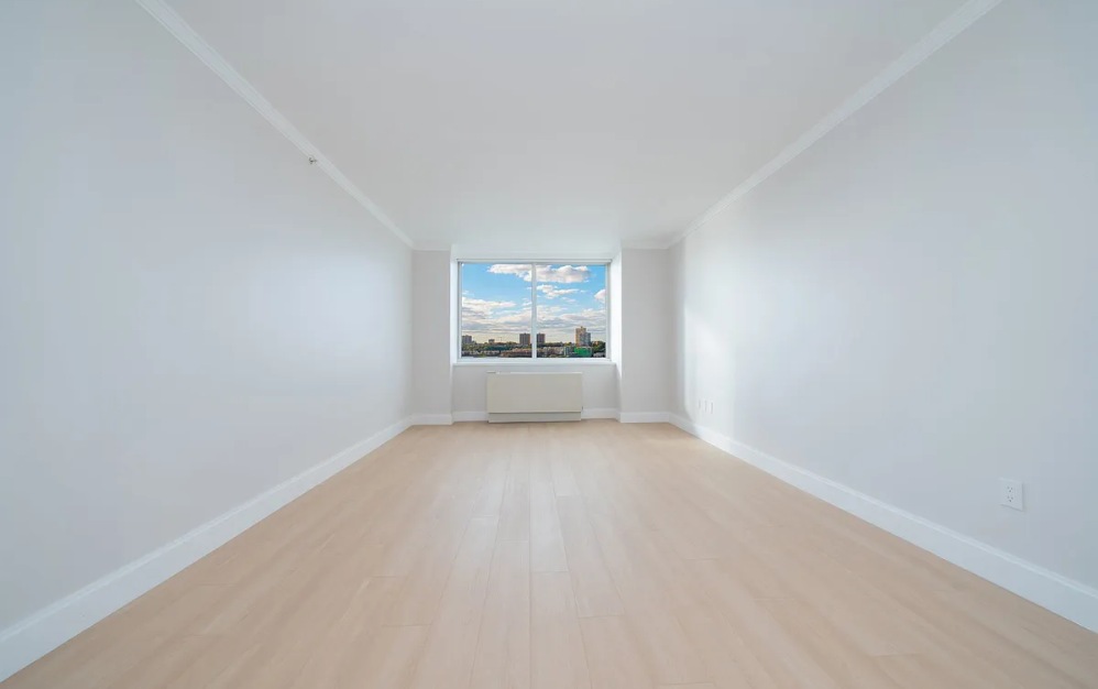 615 - 1 bedroom floorplan layout with 1 bathroom and 697 square feet (Floor 1)