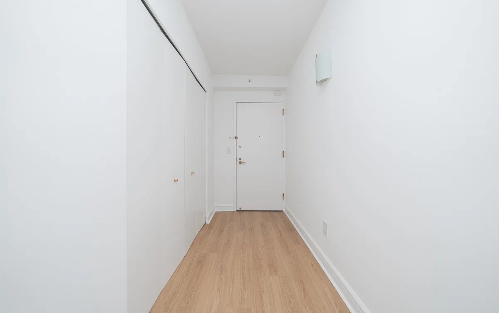 1527 - 2 bedroom floorplan layout with 2 bathrooms and 1140 square feet (Floor 14)