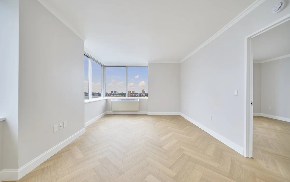 28C - 1 bedroom floorplan layout with 1 bathroom and 814 square feet (Floor 3)