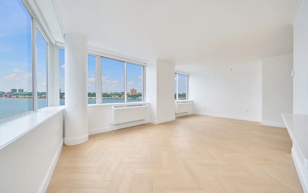 14S - 2 bedroom floorplan layout with 2 bathrooms and 1447 square feet (Floor 4)