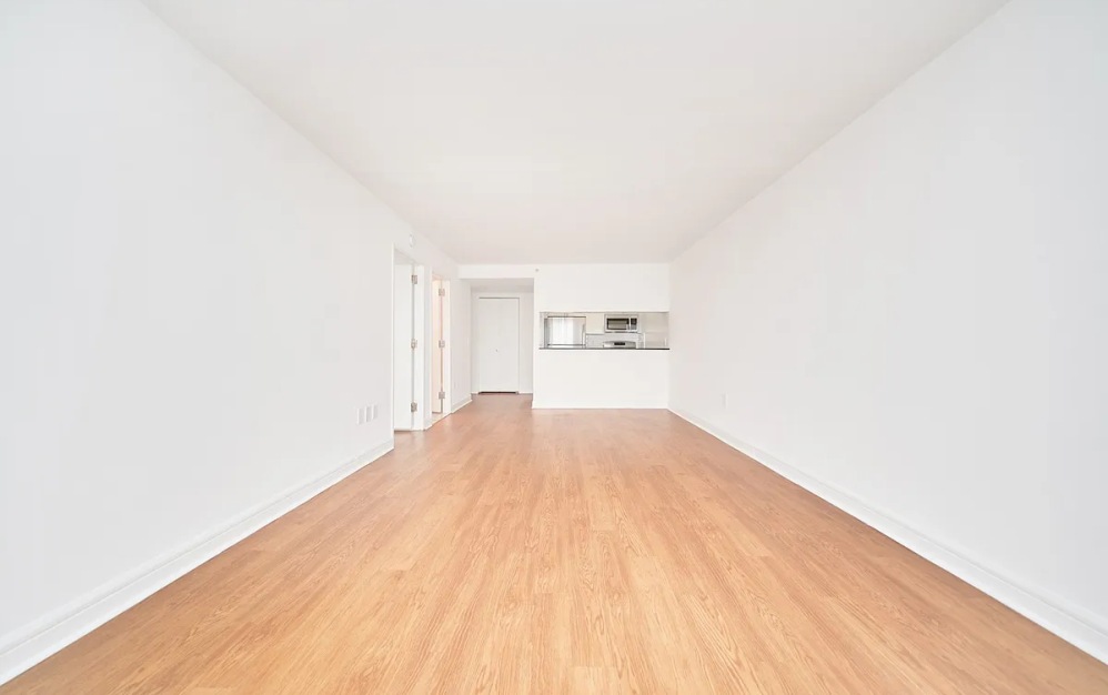 11A - 1 bedroom floorplan layout with 1 bathroom and 825 square feet (Floor 4)
