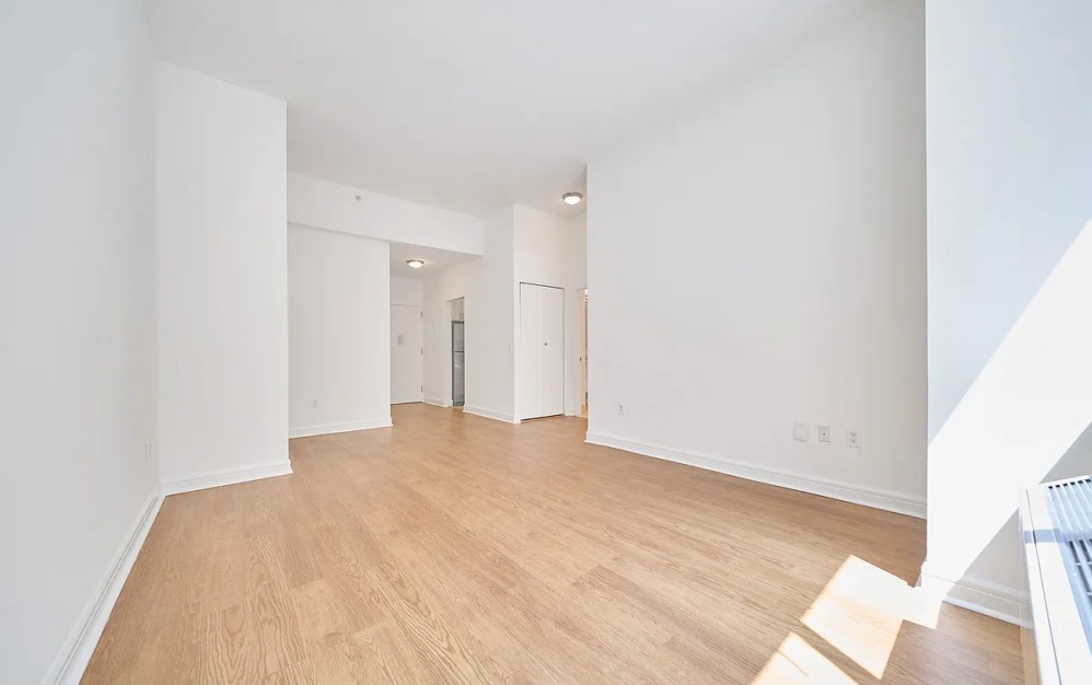 5N - 1 bedroom floorplan layout with 1 bathroom and 616 square feet (Floor 3)