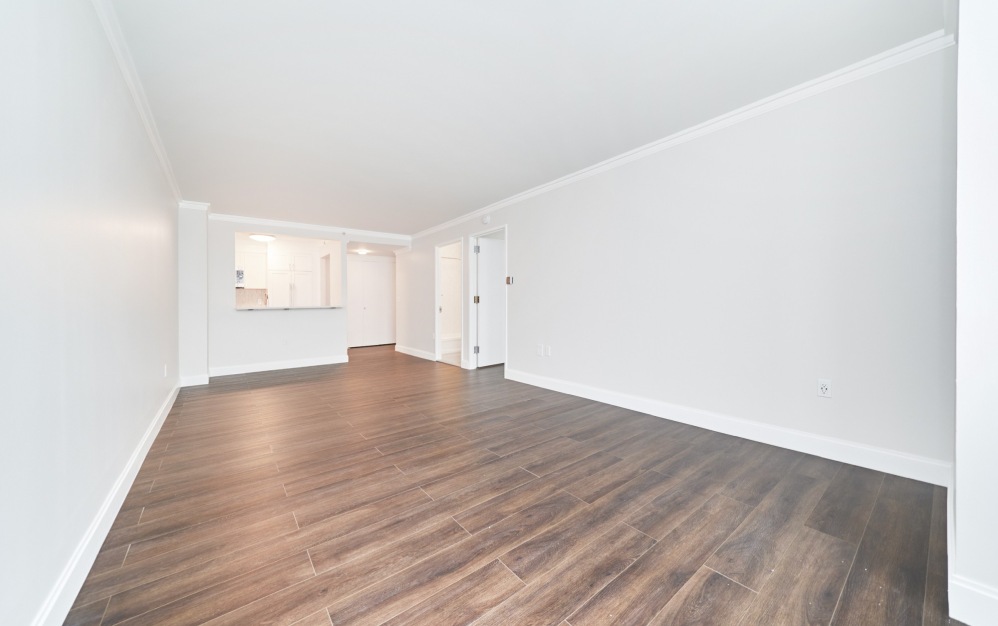 11R - 1 bedroom floorplan layout with 1 bathroom and 804 square feet (Floor 5)