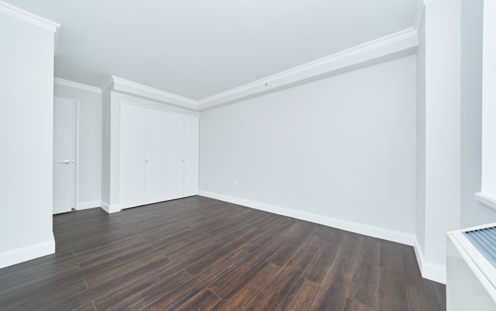 11R - 1 bedroom floorplan layout with 1 bathroom and 804 square feet (Floor 13)