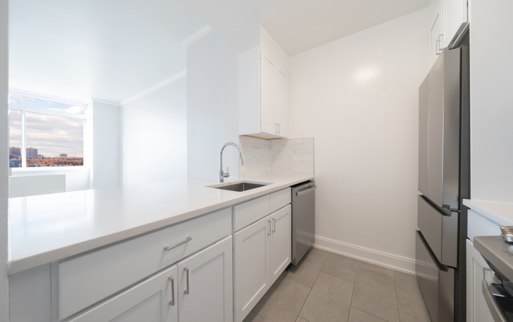 1517 - 1 bedroom floorplan layout with 1 bathroom and 689 square feet (Floor 3)