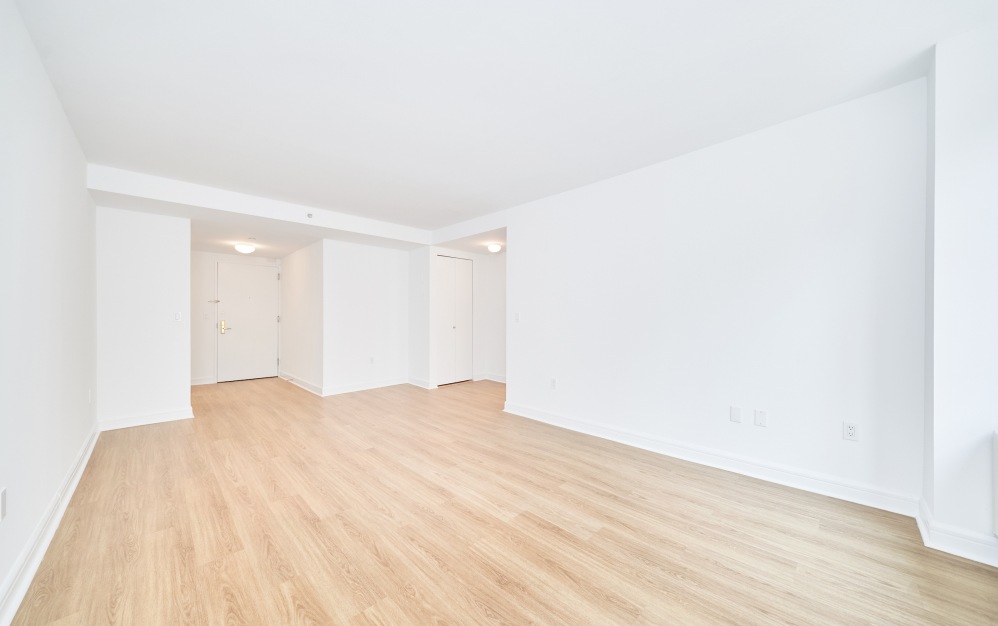 14G - 1 bedroom floorplan layout with 1 bathroom and 651 square feet (Floor 2)