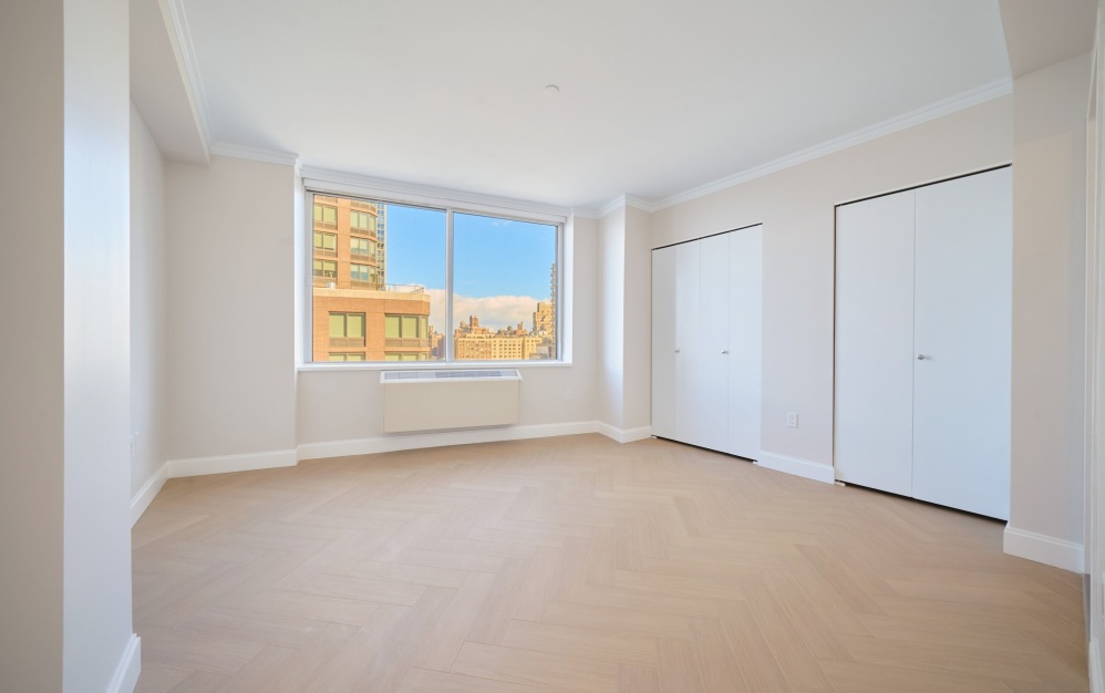 18A - 3 bedroom floorplan layout with 3 bathrooms and 1669 square feet (Floor 13)