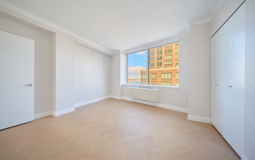 20A - 3 bedroom floorplan layout with 3 bathrooms and 1669 square feet (Floor 17)