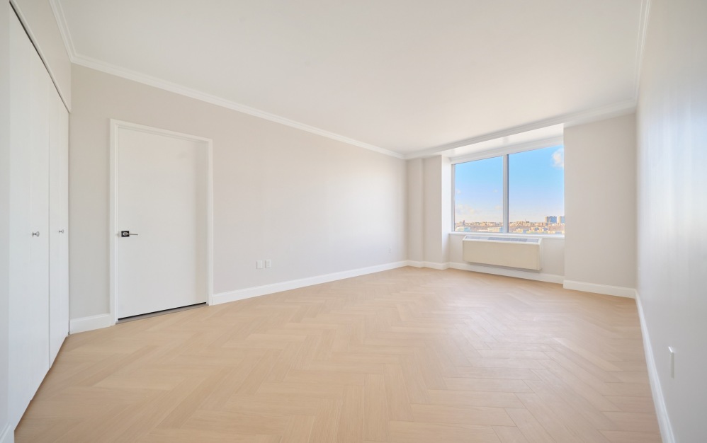 18A - 3 bedroom floorplan layout with 3 bathrooms and 1669 square feet (Floor 20)
