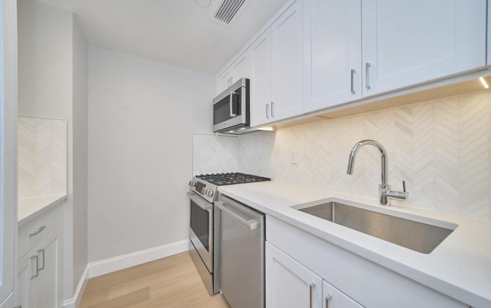3N - 1 bedroom floorplan layout with 1 bathroom and 616 square feet (Floor 3)