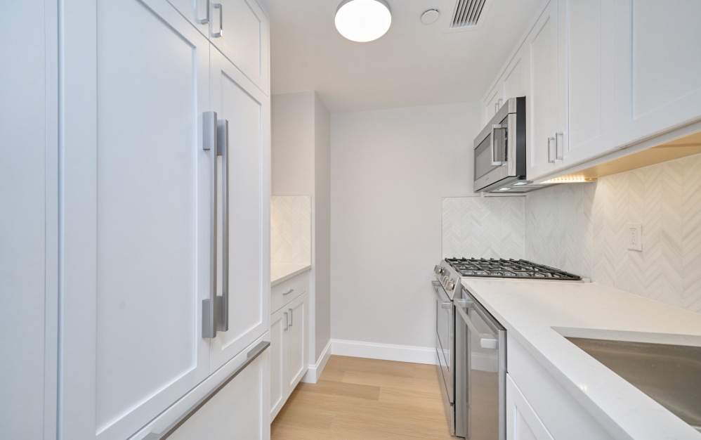 3N - 1 bedroom floorplan layout with 1 bathroom and 616 square feet (Floor 9)
