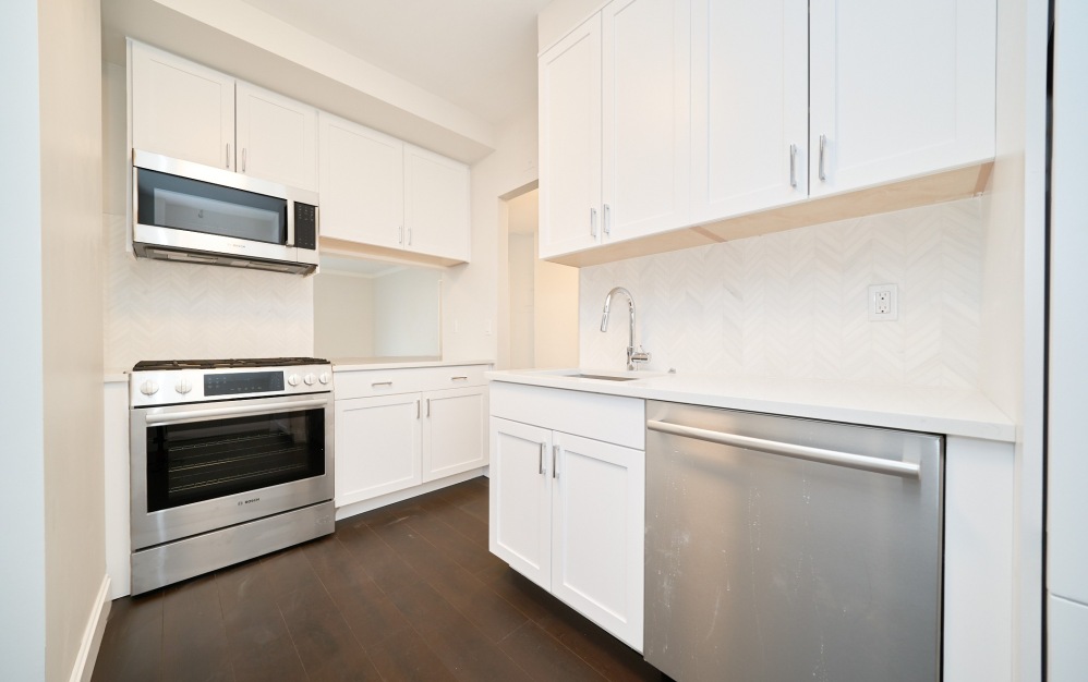 31C - 1 bedroom floorplan layout with 1 bathroom and 814 square feet (Floor 6)