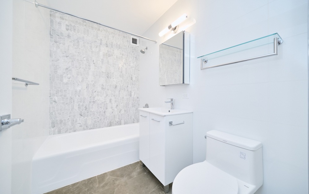 31C - 1 bedroom floorplan layout with 1 bathroom and 814 square feet (Floor 15)