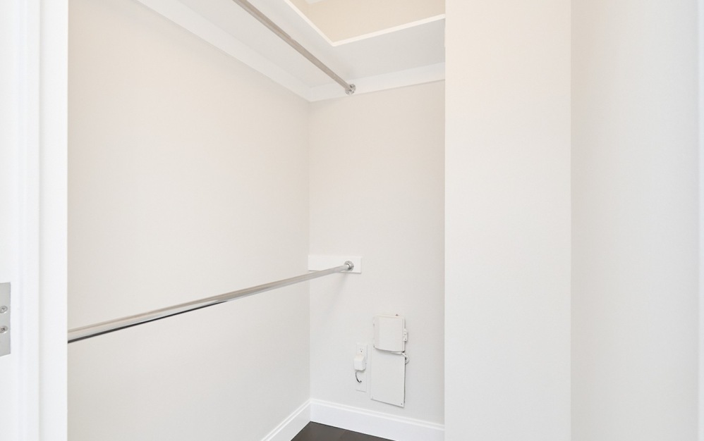 31C - 1 bedroom floorplan layout with 1 bathroom and 814 square feet (Floor 4)