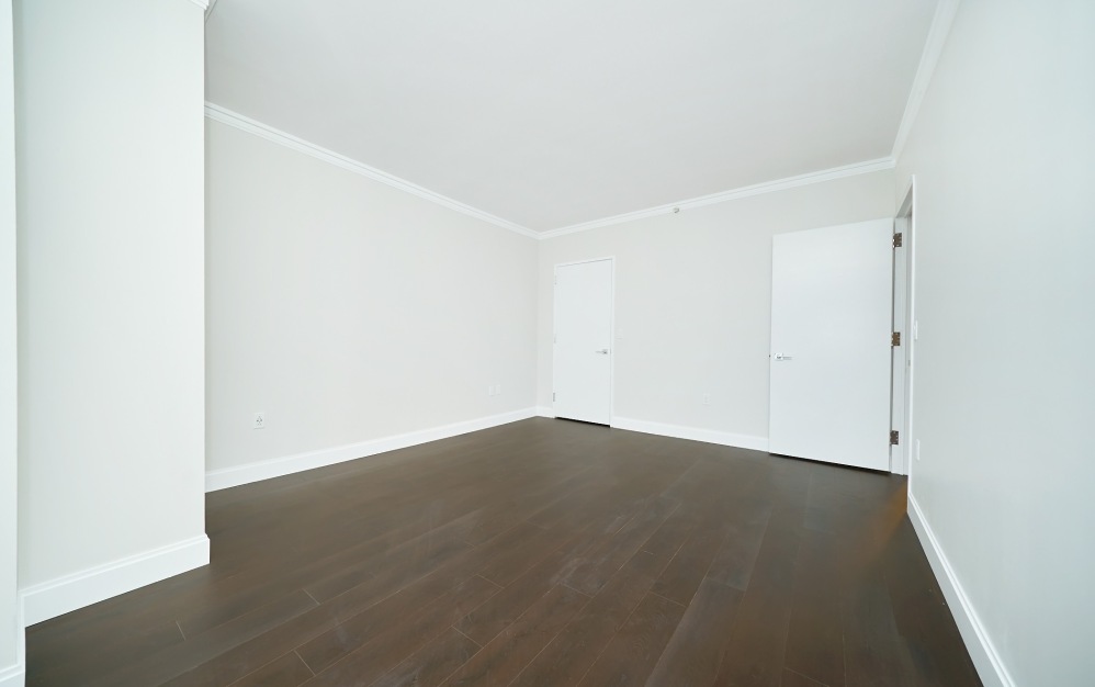 31C - 1 bedroom floorplan layout with 1 bathroom and 814 square feet (Floor 12)