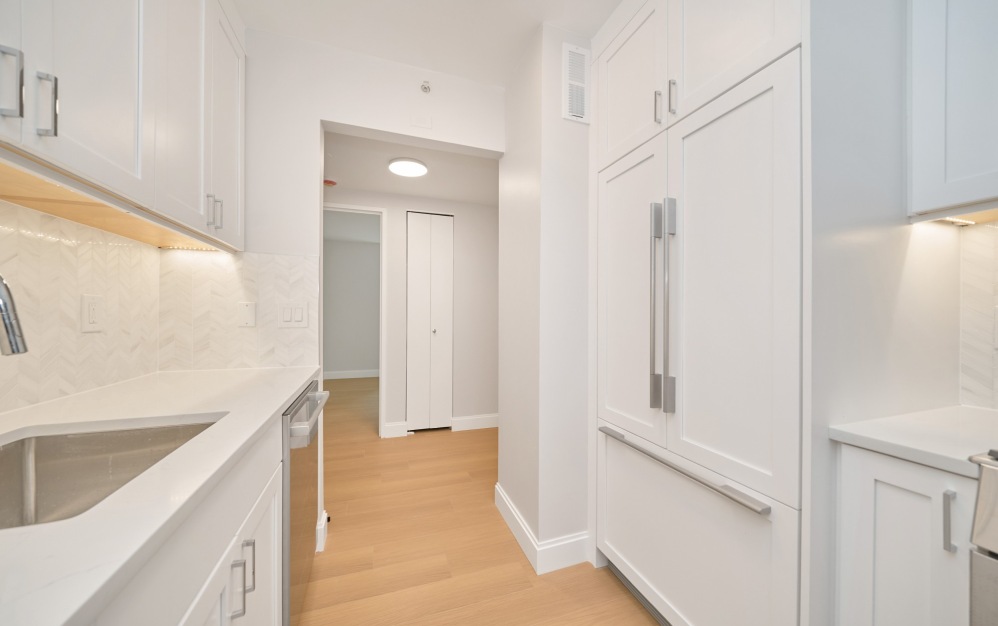 7T - 1 bedroom floorplan layout with 1 bathroom and 662 square feet (Floor 10)
