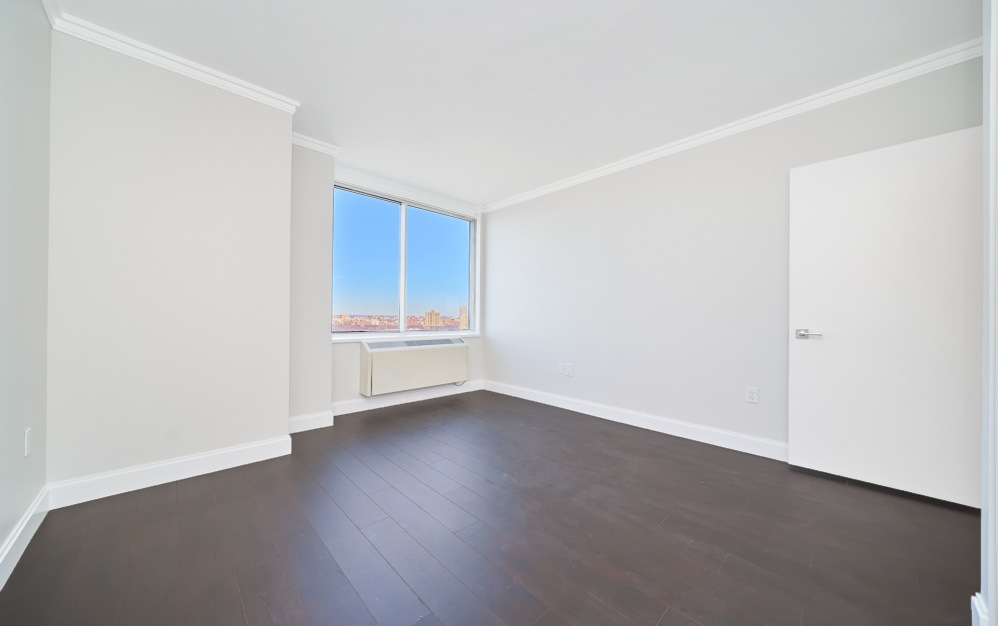 29D - 2 bedroom floorplan layout with 2 bathrooms and 1364 square feet (Floor 13)