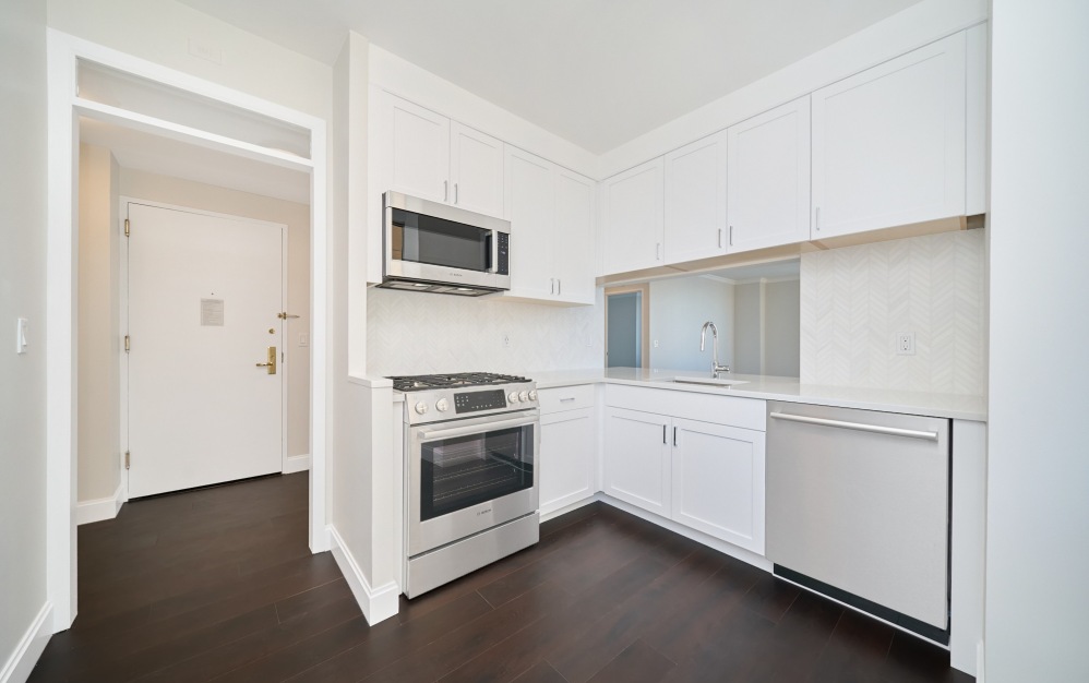 29D - 2 bedroom floorplan layout with 2 bathrooms and 1364 square feet (Floor 5)