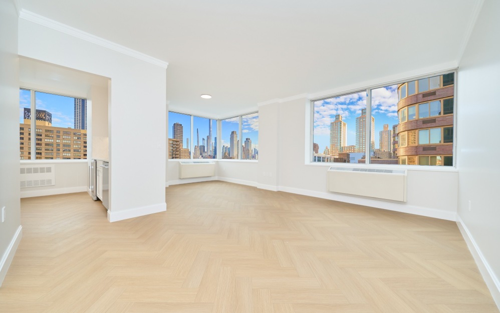 30E - 1 bedroom floorplan layout with 1 bathroom and 905 square feet (Floor 7)