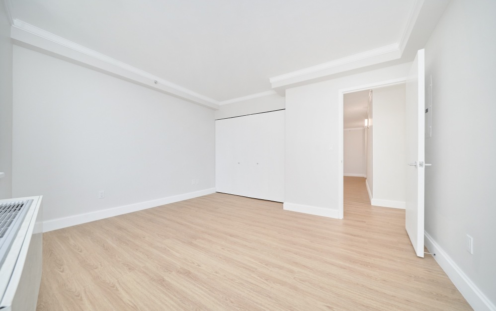 1209 - 2 bedroom floorplan layout with 2 bathrooms and 1282 square feet (Floor 9)