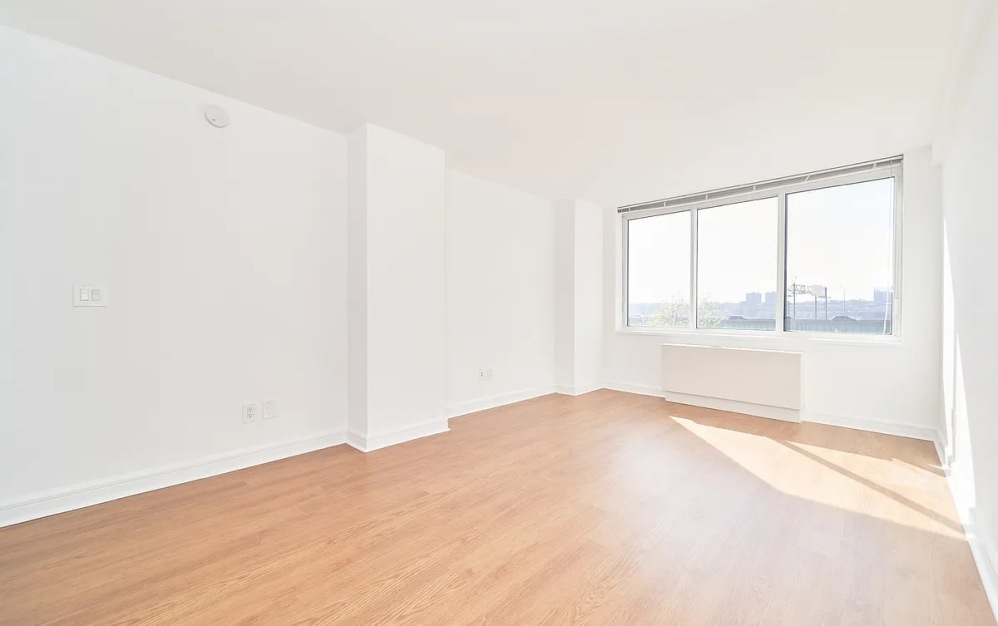 417 - Studio floorplan layout with 1 bathroom and 473 square feet (Floor 5)