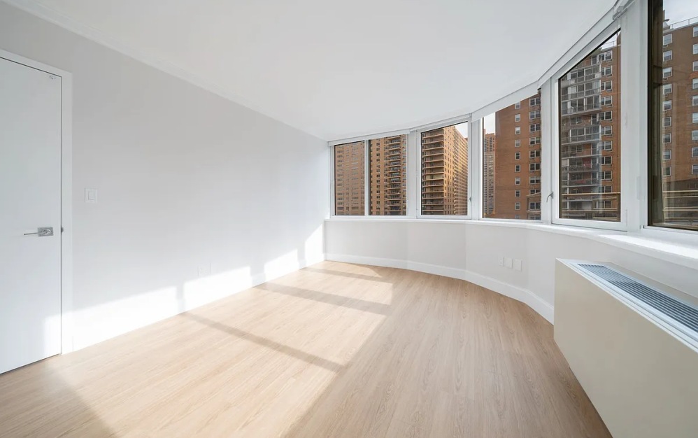 1405 - 1 bedroom floorplan layout with 1 bathroom and 778 square feet (Floor 2)