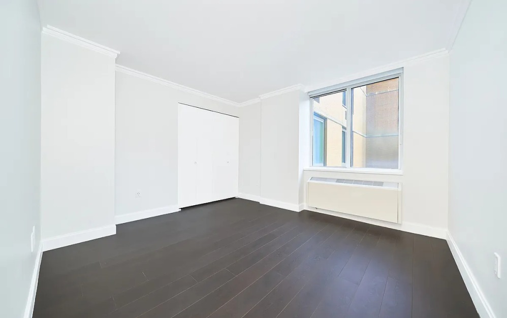7G - 1 bedroom floorplan layout with 1 bathroom and 651 square feet (Floor 8)