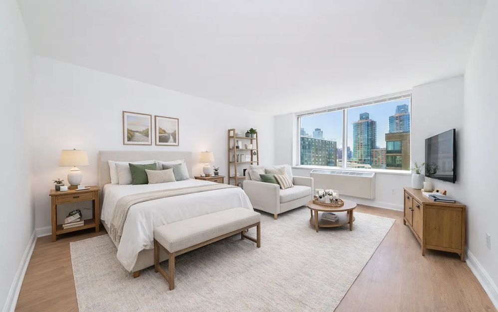 12F - Studio floorplan layout with 1 bathroom and 421 square feet (Floor 1)